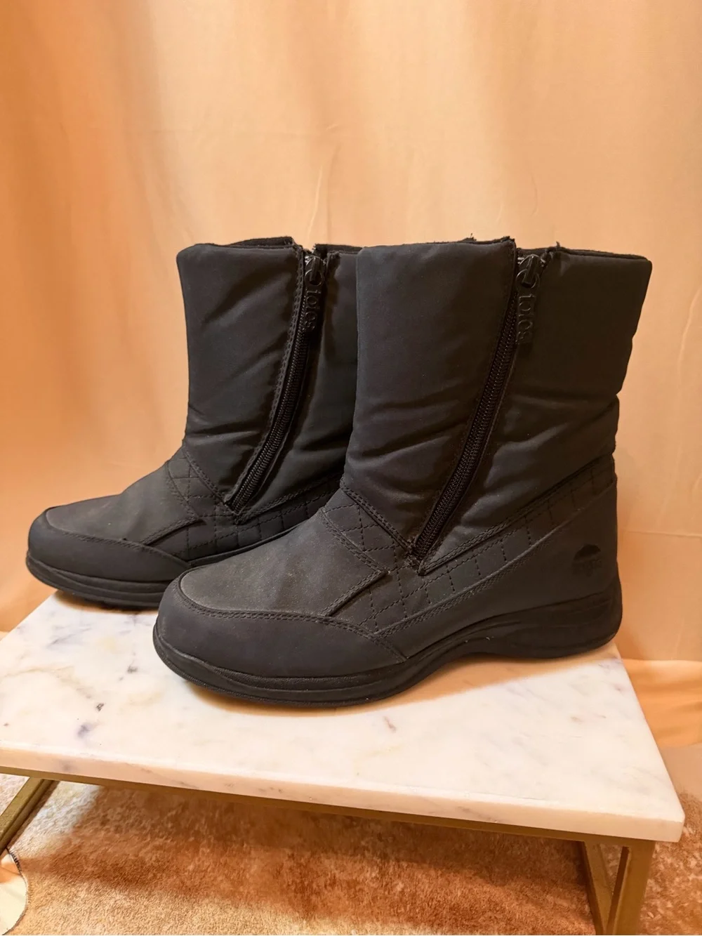 totes Black Insulated Side-Zip Winter Ankle Boots